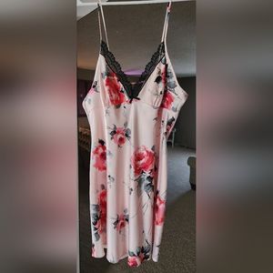 APT.9 Intimates silky nightgown WITH matching robe with black lace detail